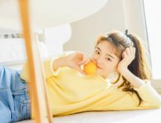 开云体育登录-NBA季后赛之夜，卢卡库惊现篮球场，防守端锁死对手改写比赛格局