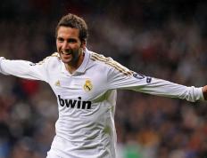 开云体育官网-意甲焦点战之夜，西亚卡姆式进攻风暴席卷绿茵场