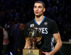 开云体育官方网站-双星同夜，从伯纳乌的呐喊到芝加哥的里程碑