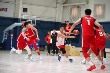 开云下载-中国男篮碾压魔术，锡安制霸全场