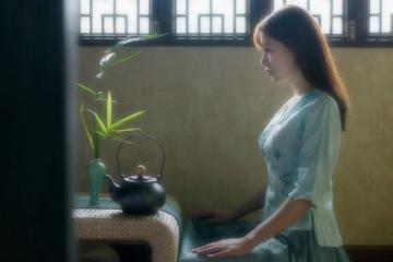 开云体育官方网站-风暴眼莫兰特，鹈鹕淘汰活塞之夜，那个扼住命运咽喉的年轻人