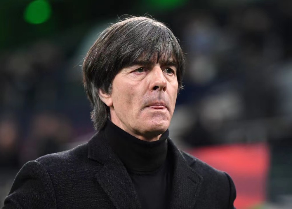 开云体育入口-法国队力克德国队,黄鸭组合高光表现