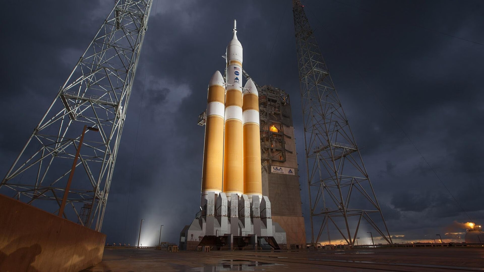 开云体育在线-富安健洋一剑封喉，美国队攻坚克难完胜尼斯