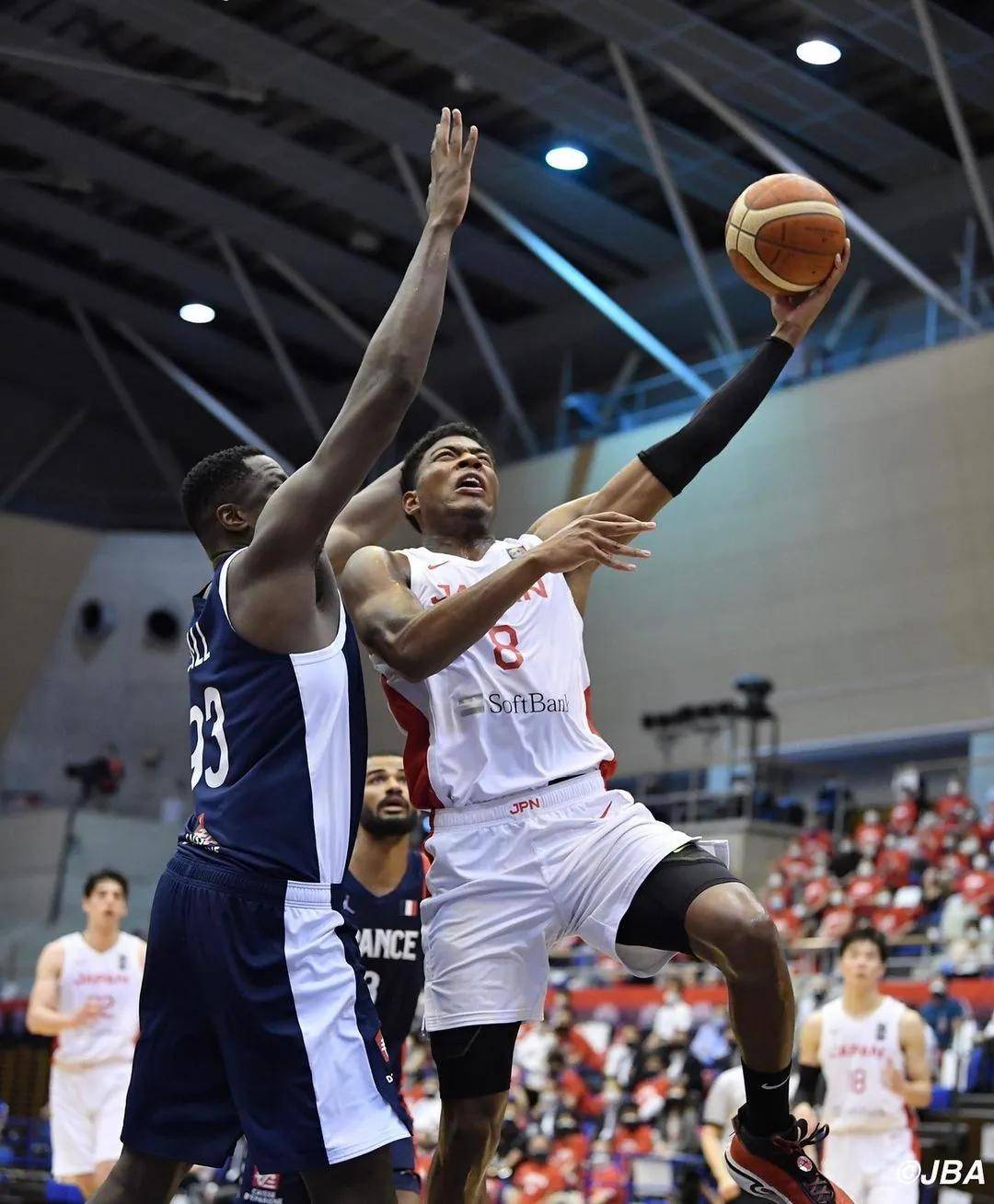 开云体育平台APP-戈贝尔赛后评分拉满，新疆队争冠战胜出吉林队