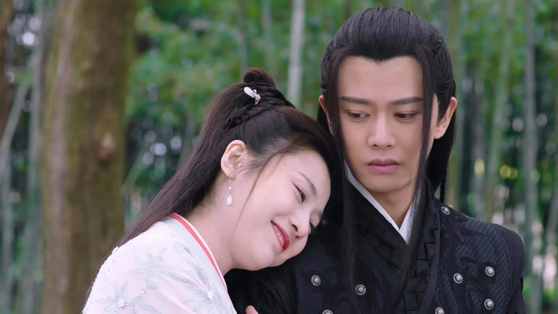 开云体育在线-莱万点射破僵,勒沃库森下半场发力轻取加纳